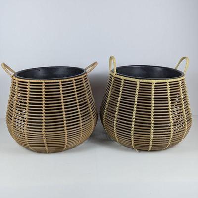 Lot #K103 - Set of Two Woven Planters