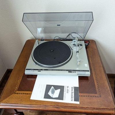 Lot #14 - Technics SL-D35 Turntable Record Player