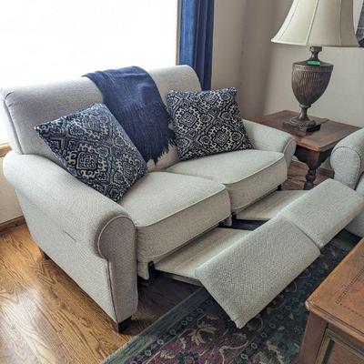 Lot #1 - La-Z-Boy Bennett Duo Power Reclining Loveseat