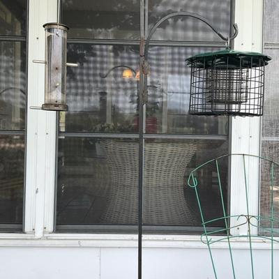 Shepard Hooks With Bird Feeders & Trellis And Lawn Ornaments .