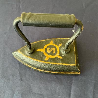Cast Iron Iron