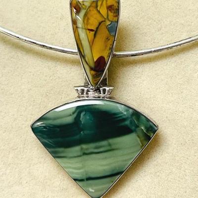 “Gourneau” Necklace Pendant