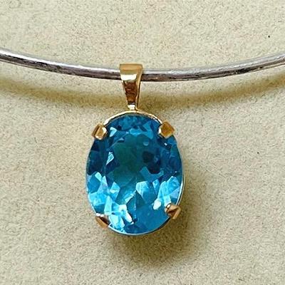 14K Gold Blue Sapphire Pendant
