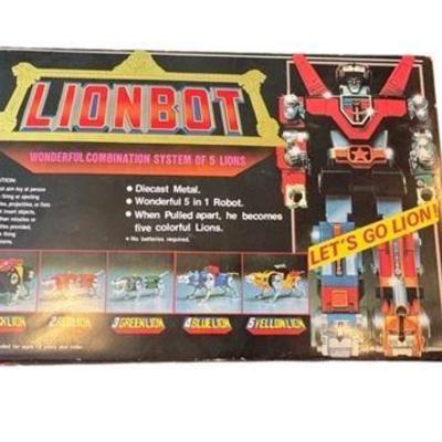Lot 600-095   
Lionbot 1980 Chogokin Die-cast Metal 5-in-1 Golion Robot Set