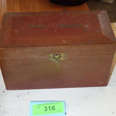 Estate sale photo