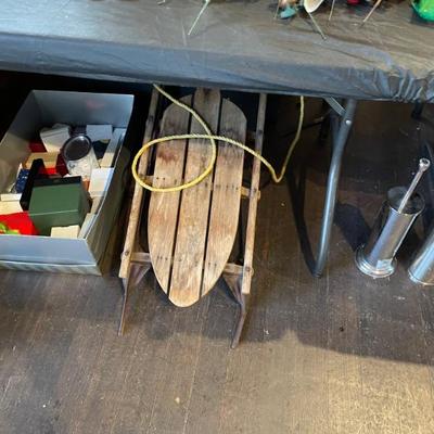 Estate sale photo