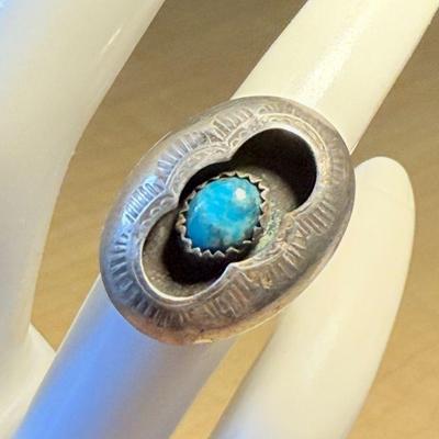 Vintage Navajo Old Pawn Shadow Box Sterling Silver & Turquoise Ring  Size - 5 Total Weight 4.03 Grams 