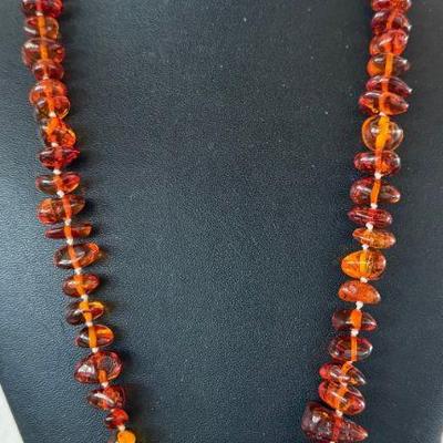 Gorgeous Vintage Graduated Authentic Amber Bead 24 Inch Necklace 