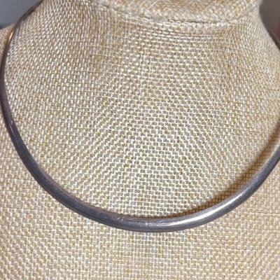 Vintage Sterling Silver Collar Necklace - Total Weight 23.95 Grams 