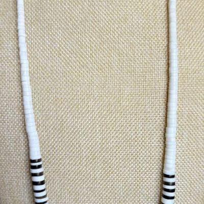 Gorgeous Mother Of Pearl & Dark Shell Heishi Graduated Bead 30 Inch Necklace
