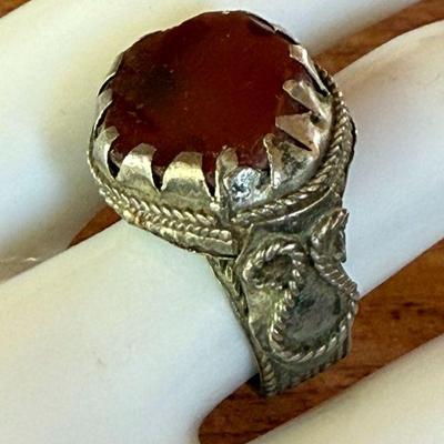 Antique Yemeni Aqeeq Agate Cabochon Handmade Ring - Size 