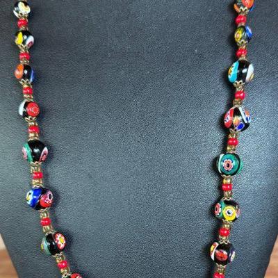 Gorgeous Vintage Venetian Murano Moretti Milifiori Graduated Glass Bead 24 Inch Necklace 