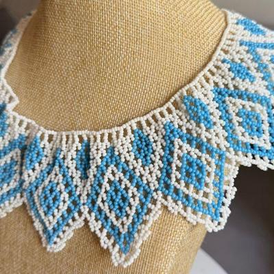 Vintage White & Blue Pattern Seed Bead 18 Inch Collar 