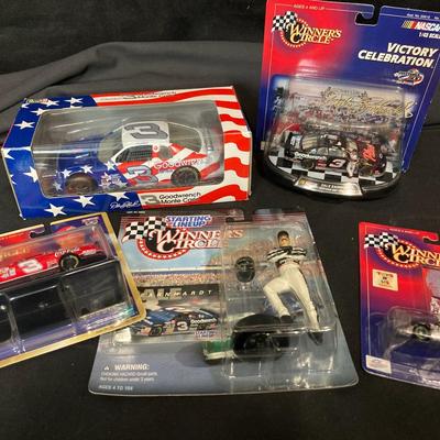 Revell Dale Earnhardt Goodwrench Monte Carlo Collectible Car 