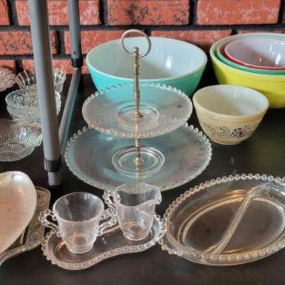 Pyrex Set