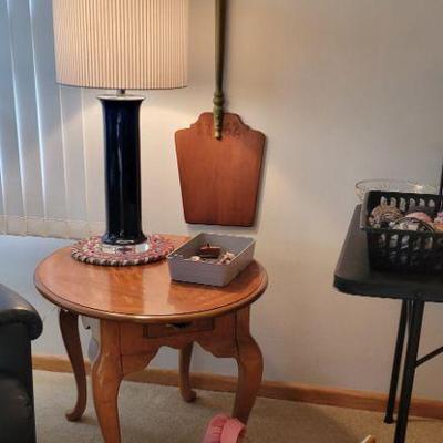End table