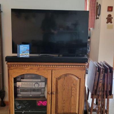 Flat Screen / Media Cabinet and TV Trays 