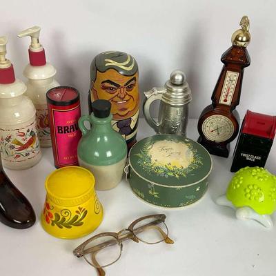 Vintage Avon Powder & Other Cologne Collection