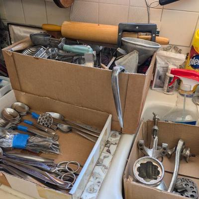 Estate sale photo