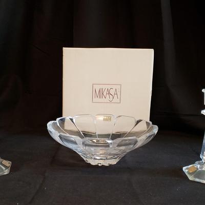 Mikasa Slovenia 10" Bowl and Candle Holders 