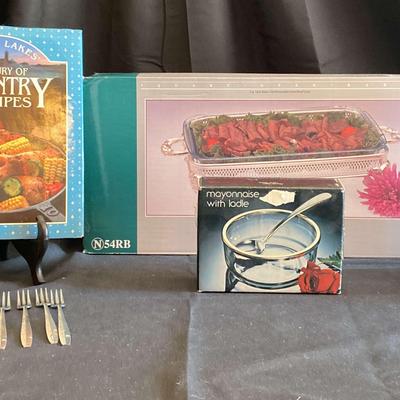 NIB Main Aisle 3 Quart Open Baker, Mayonnaise Dish with Ladle and More
