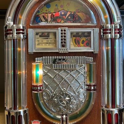 1998 Juke Box With Radio And Tape Player