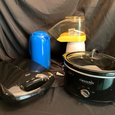 Crockpot, Oster Waffle Iron, Thermal Coffee Carafe, Presto popcorn Popper