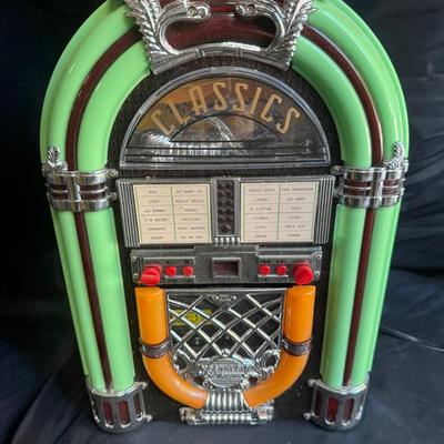 Nostalgia Classic Jukebox Style CD Player & Radio