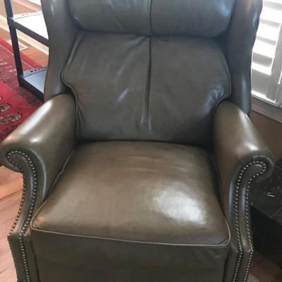 Bradenton Young leather high leg lounger $799
36 C 37 X 39.5"
2 available
