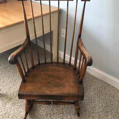 Hitchcock rocker 75