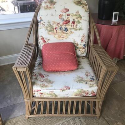 Haywood Wakefield 1930's bentwood chair $375
33  36 X 38'
