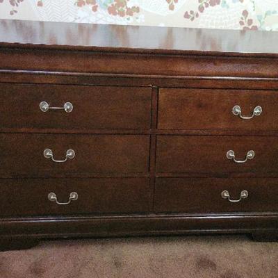 Solid Wood 6-Drawer Dresser | Dovetail Construction | Traditional Style