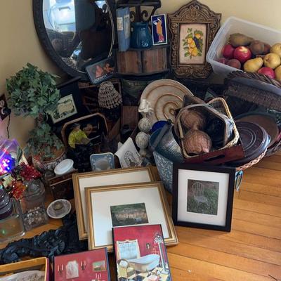 Home Decor Including Picture Frames 