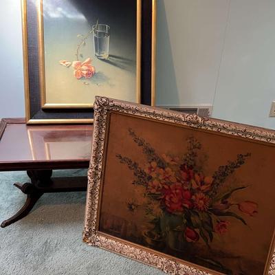 Table And Two Pictures - Restauration Pieces