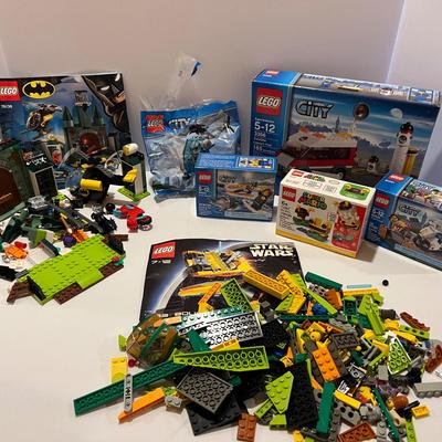 Lot E New and Opened LEGO sets, City, Star Wars, Batman