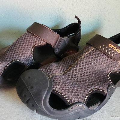 Crocs Mens Size 13