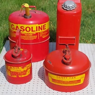 Metal Gasoline Cans. x4 Red Cans