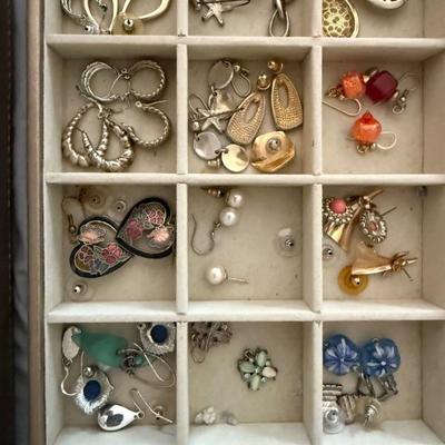 Earings