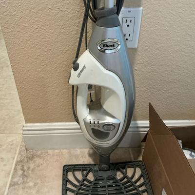 Shark LiftAway Floor Cleaner