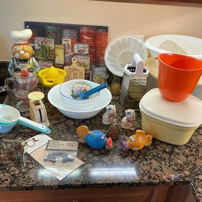 Vintage Kitchen Collectibles 