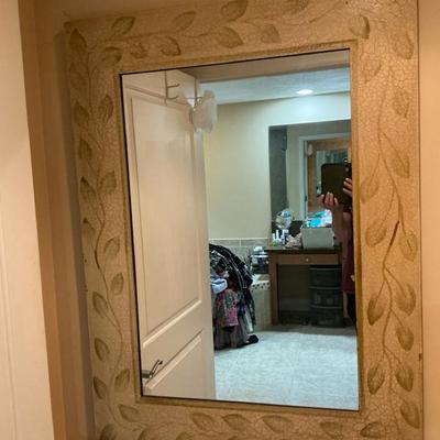 Leaf Print And Embossed Mirror