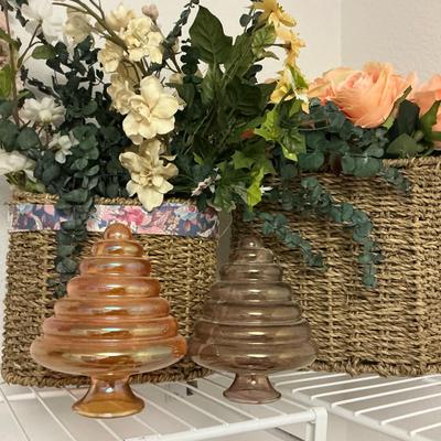 Bombay Luster Poland Art Glass With Baskets