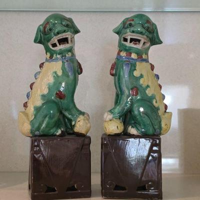 Foo dog figures