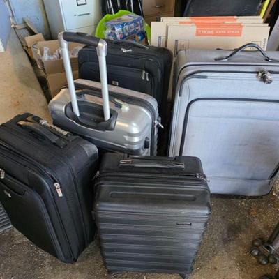 Lots of Good quality Luggage