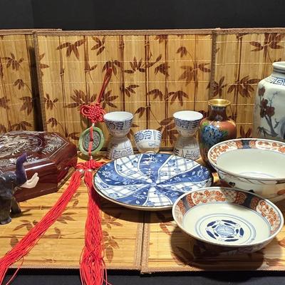 Asian Decor, feat. Inlaid Mother Of Pearl Laquered Box