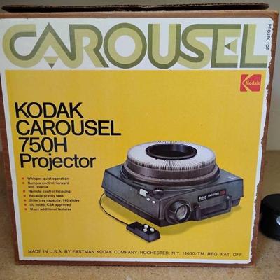 Lf172v kodak carousel projector plus keystone movie camera