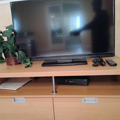 Lf160 40 inch insignia tv tv stand