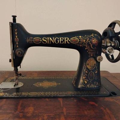 Lf105v 1920s singer sewing machine