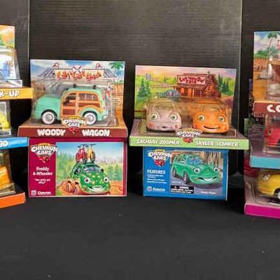 Lf128 vintage chevron cars collectible toys 1