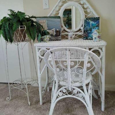 Lf161 blue and white decor
